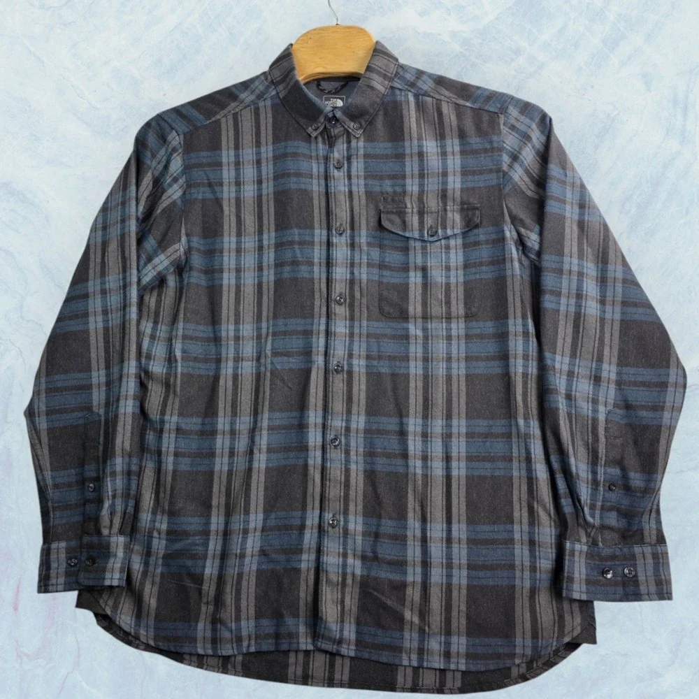 The North Face‎ Button Down Plaid Flannel Shirt Men's Size XL Nylon Blend Hiking